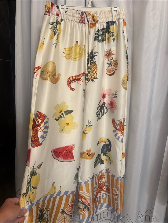Bailey 44 Dresses & Skirts - Women's soft wide leg Cream Tropical-Print Satin Maxi pants